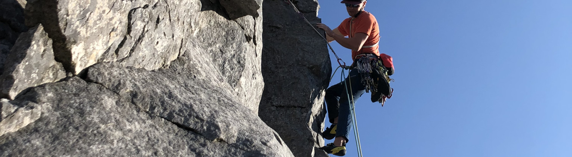Gear Review || Blue Ice Addax Harness